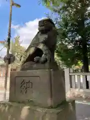 尉殿神社の狛犬