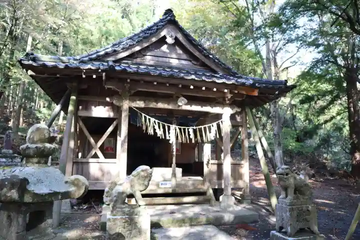 葛城神社の本殿・本堂