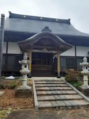 興国寺の本殿・本堂