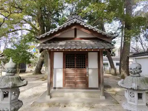 榎前八劔神社の末社・摂社
