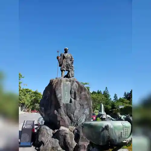 日光二荒山神社の像