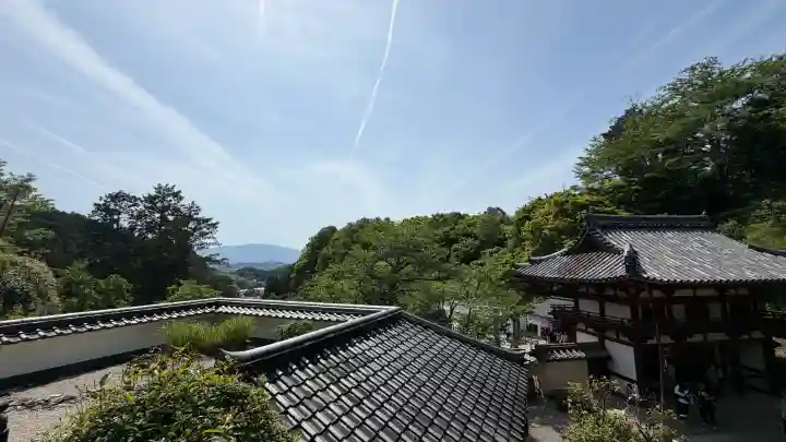 岡寺(龍蓋寺)の{uncategorized: "未分類", other: "その他", undefined: "問題あり", building: "その他建物", grave: "お墓", sacred_gate: "鳥居", guardian: "狛犬", statue: "像", buddha: "仏像", history: "歴史", nature: "自然", garden: "庭園", animal: "動物", pagoda: "塔", temizu: "手水舎", mountain_gate: "山門・神門", sanctuary: "本殿・本堂", subordinate: "末社・摂社", art: "芸術", scenery: "景色", jizo: "地蔵", ema: "絵馬", goshuin: "御朱印", omikuji: "おみくじ", items: "授与品その他", amulet: "お守り", goshuincho: "御朱印帳", eats: "食事", festival: "お祭り", votive_dance: "神楽", shichigosan: "七五三参", wedding: "結婚式", experience: "体験その他", initially: "初詣", around: "周辺", anti_infection: "感染症対策"}