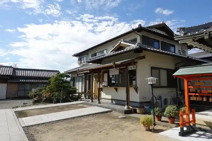 市軸稲荷神社のその他建物