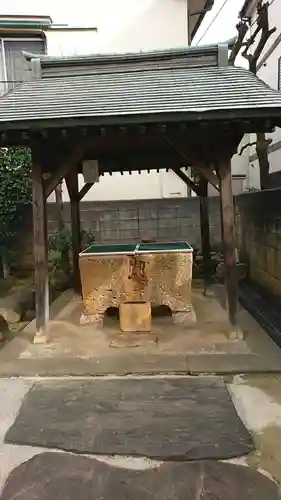 根生院の手水舎