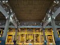 東本願寺の{uncategorized: "未分類", other: "その他", undefined: "問題あり", building: "その他建物", grave: "お墓", sacred_gate: "鳥居", guardian: "狛犬", statue: "像", buddha: "仏像", history: "歴史", nature: "自然", garden: "庭園", animal: "動物", pagoda: "塔", temizu: "手水舎", mountain_gate: "山門・神門", sanctuary: "本殿・本堂", subordinate: "末社・摂社", art: "芸術", scenery: "景色", jizo: "地蔵", ema: "絵馬", goshuin: "御朱印", omikuji: "おみくじ", items: "授与品その他", amulet: "お守り", goshuincho: "御朱印帳", eats: "食事", festival: "お祭り", votive_dance: "神楽", shichigosan: "七五三参", wedding: "結婚式", experience: "体験その他", initially: "初詣", around: "周辺", anti_infection: "感染症対策"}