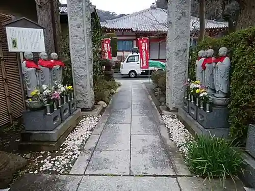 光照寺の地蔵