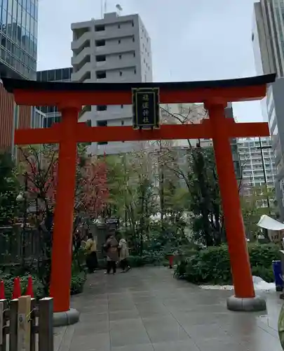 福徳神社（芽吹稲荷）の鳥居