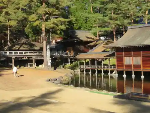 身曾岐神社の庭園