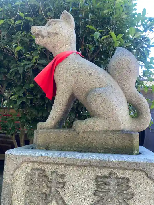 常祗稲荷神社の{uncategorized: "未分類", other: "その他", undefined: "問題あり", building: "その他建物", grave: "お墓", sacred_gate: "鳥居", guardian: "狛犬", statue: "像", buddha: "仏像", history: "歴史", nature: "自然", garden: "庭園", animal: "動物", pagoda: "塔", temizu: "手水舎", mountain_gate: "山門・神門", sanctuary: "本殿・本堂", subordinate: "末社・摂社", art: "芸術", scenery: "景色", jizo: "地蔵", ema: "絵馬", goshuin: "御朱印", omikuji: "おみくじ", items: "授与品その他", amulet: "お守り", goshuincho: "御朱印帳", eats: "食事", festival: "お祭り", votive_dance: "神楽", shichigosan: "七五三参", wedding: "結婚式", experience: "体験その他", initially: "初詣", around: "周辺", anti_infection: "感染症対策"}