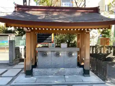 お三の宮日枝神社の手水舎