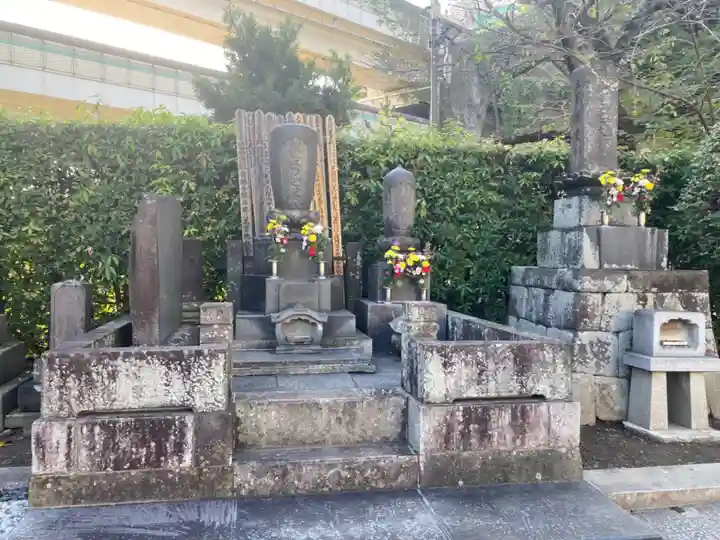勧行寺(神奈川県)
