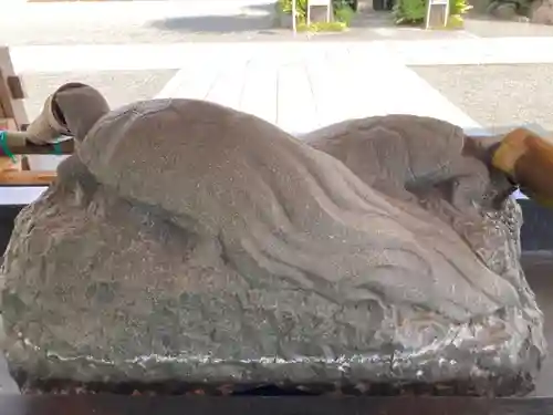 亀ケ池八幡宮の狛犬