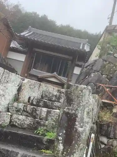 清涼寺の山門