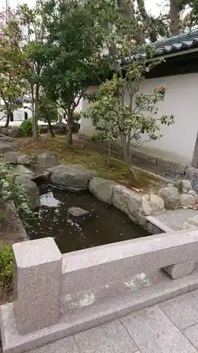 白山神社の庭園