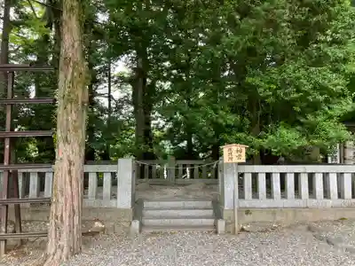 諏訪大社下社秋宮(長野県)