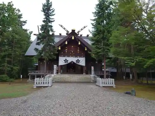 上川神社の本殿