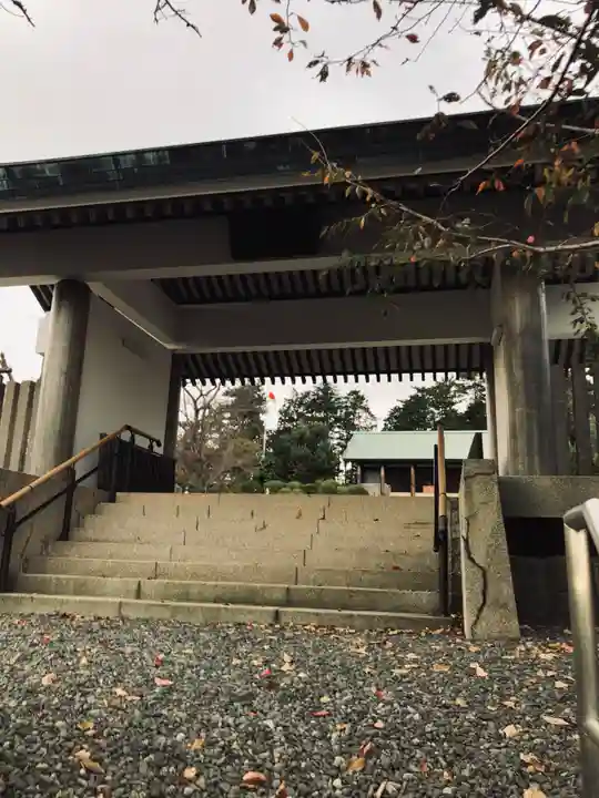 神奈川県戦没者慰霊堂(神奈川県)