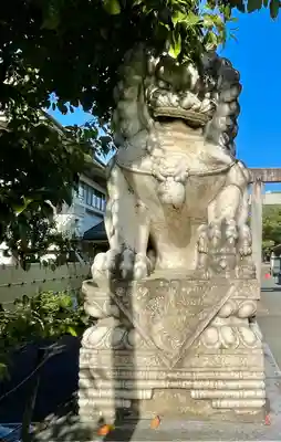 上地八幡宮の狛犬