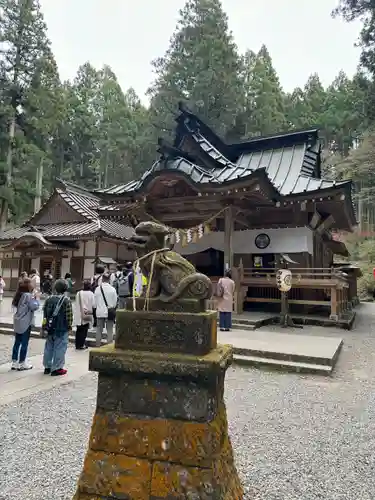 御岩神社の狛犬