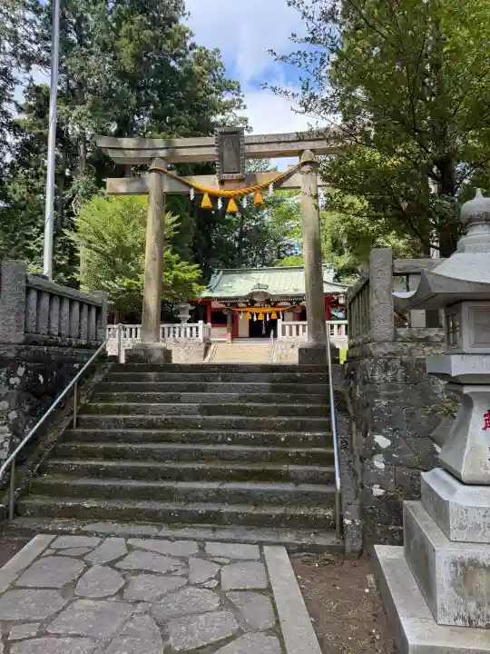 一幣司浅間神社の{uncategorized: "未分類", other: "その他", undefined: "問題あり", building: "その他建物", grave: "お墓", sacred_gate: "鳥居", guardian: "狛犬", statue: "像", buddha: "仏像", history: "歴史", nature: "自然", garden: "庭園", animal: "動物", pagoda: "塔", temizu: "手水舎", mountain_gate: "山門・神門", sanctuary: "本殿・本堂", subordinate: "末社・摂社", art: "芸術", scenery: "景色", jizo: "地蔵", ema: "絵馬", goshuin: "御朱印", omikuji: "おみくじ", items: "授与品その他", amulet: "お守り", goshuincho: "御朱印帳", eats: "食事", festival: "お祭り", votive_dance: "神楽", shichigosan: "七五三参", wedding: "結婚式", experience: "体験その他", initially: "初詣", around: "周辺", anti_infection: "感染症対策"}