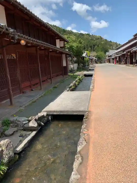 白石神社の周辺