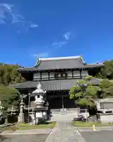 華藏院の本殿・本堂