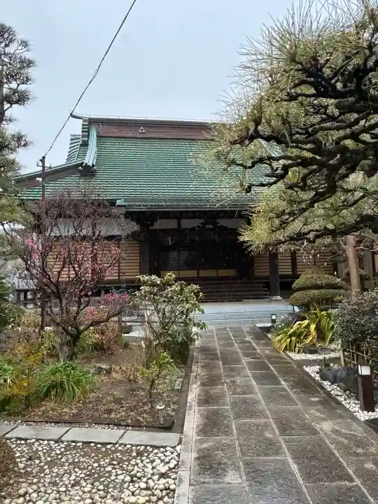 林香寺の{uncategorized: "未分類", other: "その他", undefined: "問題あり", building: "その他建物", grave: "お墓", sacred_gate: "鳥居", guardian: "狛犬", statue: "像", buddha: "仏像", history: "歴史", nature: "自然", garden: "庭園", animal: "動物", pagoda: "塔", temizu: "手水舎", mountain_gate: "山門・神門", sanctuary: "本殿・本堂", subordinate: "末社・摂社", art: "芸術", scenery: "景色", jizo: "地蔵", ema: "絵馬", goshuin: "御朱印", omikuji: "おみくじ", items: "授与品その他", amulet: "お守り", goshuincho: "御朱印帳", eats: "食事", festival: "お祭り", votive_dance: "神楽", shichigosan: "七五三参", wedding: "結婚式", experience: "体験その他", initially: "初詣", around: "周辺", anti_infection: "感染症対策"}