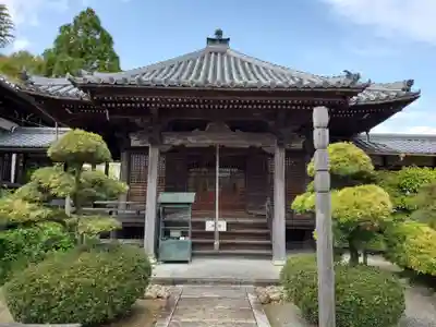 持宝院の本殿・本堂