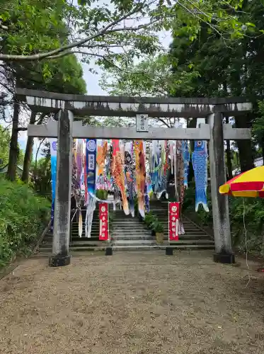 串間神社の{uncategorized: "未分類", other: "その他", undefined: "問題あり", building: "その他建物", grave: "お墓", sacred_gate: "鳥居", guardian: "狛犬", statue: "像", buddha: "仏像", history: "歴史", nature: "自然", garden: "庭園", animal: "動物", pagoda: "塔", temizu: "手水舎", mountain_gate: "山門・神門", sanctuary: "本殿・本堂", subordinate: "末社・摂社", art: "芸術", scenery: "景色", jizo: "地蔵", ema: "絵馬", goshuin: "御朱印", omikuji: "おみくじ", items: "授与品その他", amulet: "お守り", goshuincho: "御朱印帳", eats: "食事", festival: "お祭り", votive_dance: "神楽", shichigosan: "七五三参", wedding: "結婚式", experience: "体験その他", initially: "初詣", around: "周辺", anti_infection: "感染症対策"}