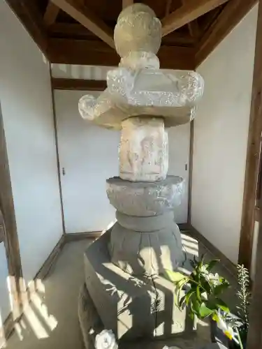 常念寺の{uncategorized: "未分類", other: "その他", undefined: "問題あり", building: "その他建物", grave: "お墓", sacred_gate: "鳥居", guardian: "狛犬", statue: "像", buddha: "仏像", history: "歴史", nature: "自然", garden: "庭園", animal: "動物", pagoda: "塔", temizu: "手水舎", mountain_gate: "山門・神門", sanctuary: "本殿・本堂", subordinate: "末社・摂社", art: "芸術", scenery: "景色", jizo: "地蔵", ema: "絵馬", goshuin: "御朱印", omikuji: "おみくじ", items: "授与品その他", amulet: "お守り", goshuincho: "御朱印帳", eats: "食事", festival: "お祭り", votive_dance: "神楽", shichigosan: "七五三参", wedding: "結婚式", experience: "体験その他", initially: "初詣", around: "周辺", anti_infection: "感染症対策"}