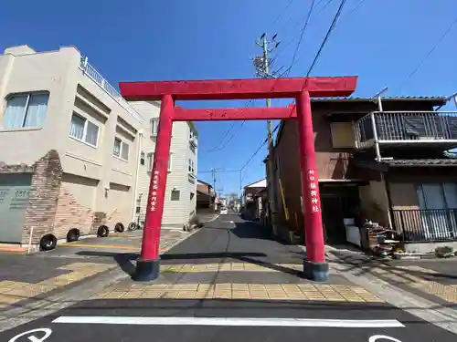 稲荷神社の鳥居