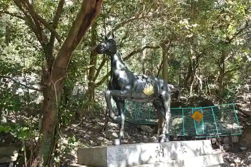 八栗寺の像