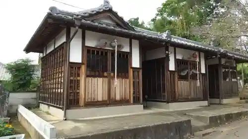 子安神社の本殿・本堂