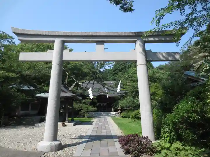 彌高神社の鳥居
