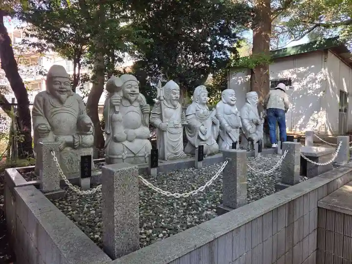 新作八幡宮(神奈川県)