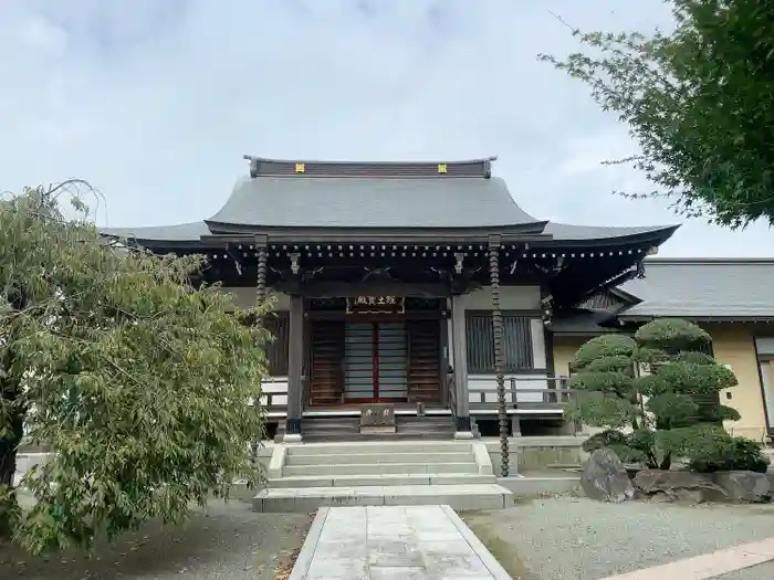 本立寺の本殿