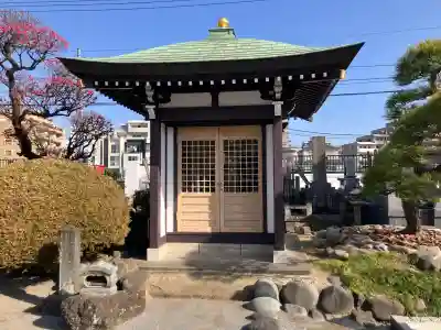昇覚寺の{uncategorized: "未分類", other: "その他", undefined: "問題あり", building: "その他建物", grave: "お墓", sacred_gate: "鳥居", guardian: "狛犬", statue: "像", buddha: "仏像", history: "歴史", nature: "自然", garden: "庭園", animal: "動物", pagoda: "塔", temizu: "手水舎", mountain_gate: "山門・神門", sanctuary: "本殿・本堂", subordinate: "末社・摂社", art: "芸術", scenery: "景色", jizo: "地蔵", ema: "絵馬", goshuin: "御朱印", omikuji: "おみくじ", items: "授与品その他", amulet: "お守り", goshuincho: "御朱印帳", eats: "食事", festival: "お祭り", votive_dance: "神楽", shichigosan: "七五三参", wedding: "結婚式", experience: "体験その他", initially: "初詣", around: "周辺", anti_infection: "感染症対策"}