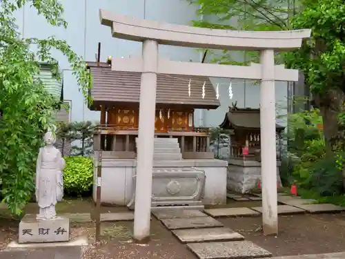 成子天神社の末社