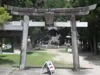 八幡神社(市之倉町)の鳥居