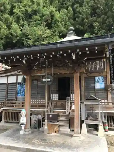 秩父札所十一番 常楽寺の本殿