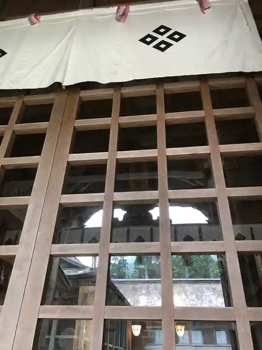 下山神社の本殿・本堂