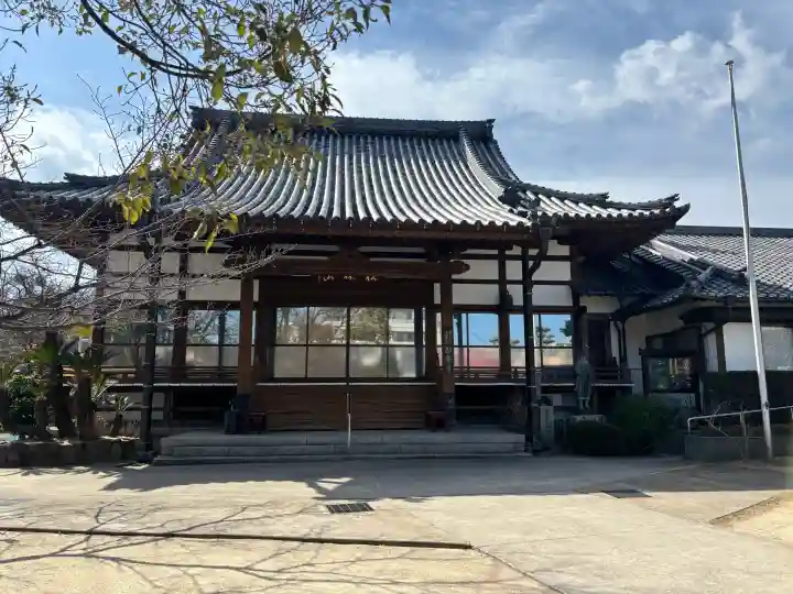 顕乗寺の{uncategorized: "未分類", other: "その他", undefined: "問題あり", building: "その他建物", grave: "お墓", sacred_gate: "鳥居", guardian: "狛犬", statue: "像", buddha: "仏像", history: "歴史", nature: "自然", garden: "庭園", animal: "動物", pagoda: "塔", temizu: "手水舎", mountain_gate: "山門・神門", sanctuary: "本殿・本堂", subordinate: "末社・摂社", art: "芸術", scenery: "景色", jizo: "地蔵", ema: "絵馬", goshuin: "御朱印", omikuji: "おみくじ", items: "授与品その他", amulet: "お守り", goshuincho: "御朱印帳", eats: "食事", festival: "お祭り", votive_dance: "神楽", shichigosan: "七五三参", wedding: "結婚式", experience: "体験その他", initially: "初詣", around: "周辺", anti_infection: "感染症対策"}