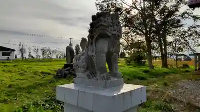 新千代神社の狛犬