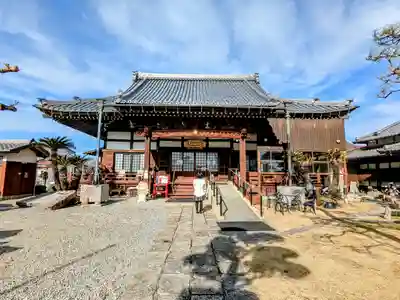 宣隆寺の本殿・本堂