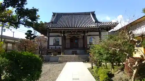 寳泉寺の本殿・本堂
