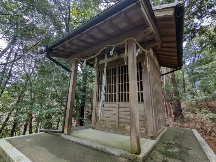 日枝神社の{uncategorized: "未分類", other: "その他", undefined: "問題あり", building: "その他建物", grave: "お墓", sacred_gate: "鳥居", guardian: "狛犬", statue: "像", buddha: "仏像", history: "歴史", nature: "自然", garden: "庭園", animal: "動物", pagoda: "塔", temizu: "手水舎", mountain_gate: "山門・神門", sanctuary: "本殿・本堂", subordinate: "末社・摂社", art: "芸術", scenery: "景色", jizo: "地蔵", ema: "絵馬", goshuin: "御朱印", omikuji: "おみくじ", items: "授与品その他", amulet: "お守り", goshuincho: "御朱印帳", eats: "食事", festival: "お祭り", votive_dance: "神楽", shichigosan: "七五三参", wedding: "結婚式", experience: "体験その他", initially: "初詣", around: "周辺", anti_infection: "感染症対策"}