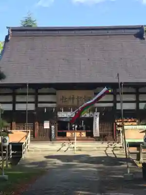 諏訪神社の本殿・本堂