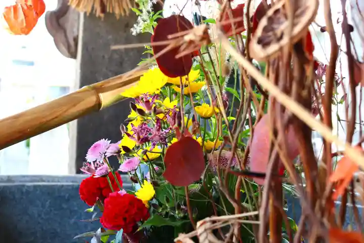 三津厳島神社の手水舎