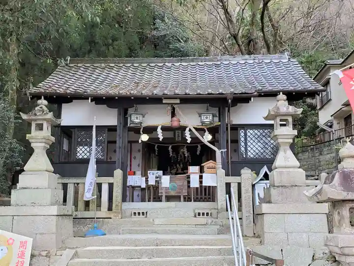 氷室神社の本殿・本堂