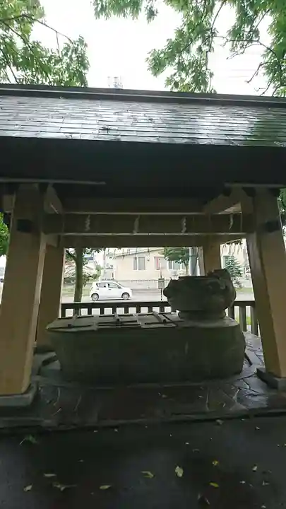 鳥取神社の手水舎